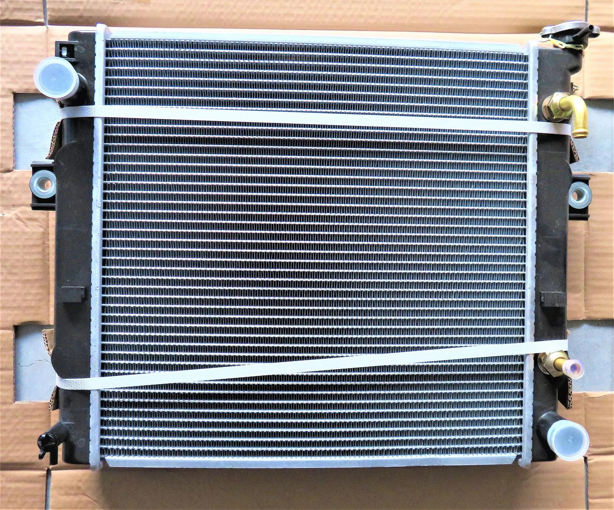 Radiator for Toyota Forklift (8FD/FG10-18)