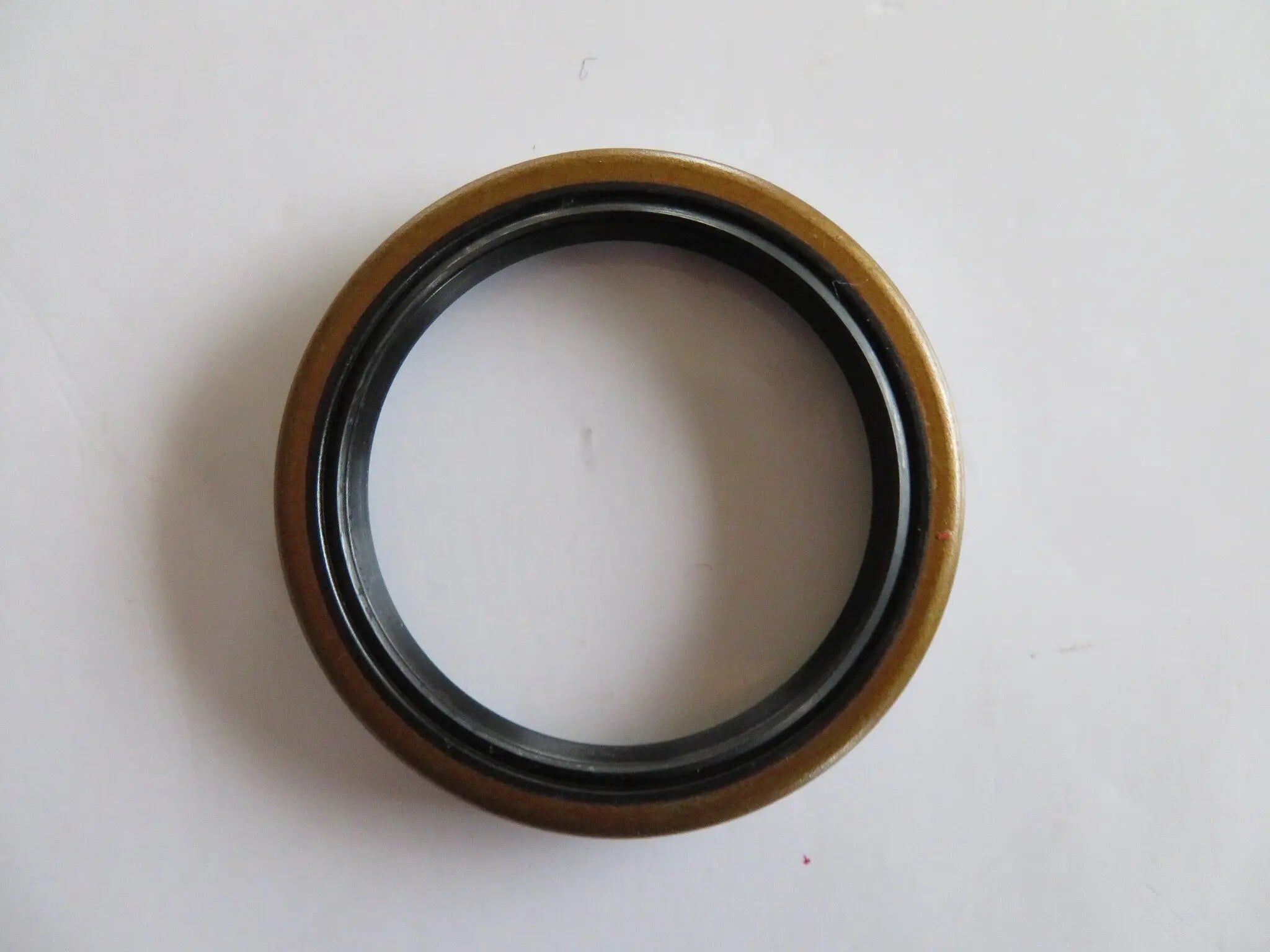 Front Axle Shaft Oil Seal for Toyota Forklift (7/8FD/FG10-25)