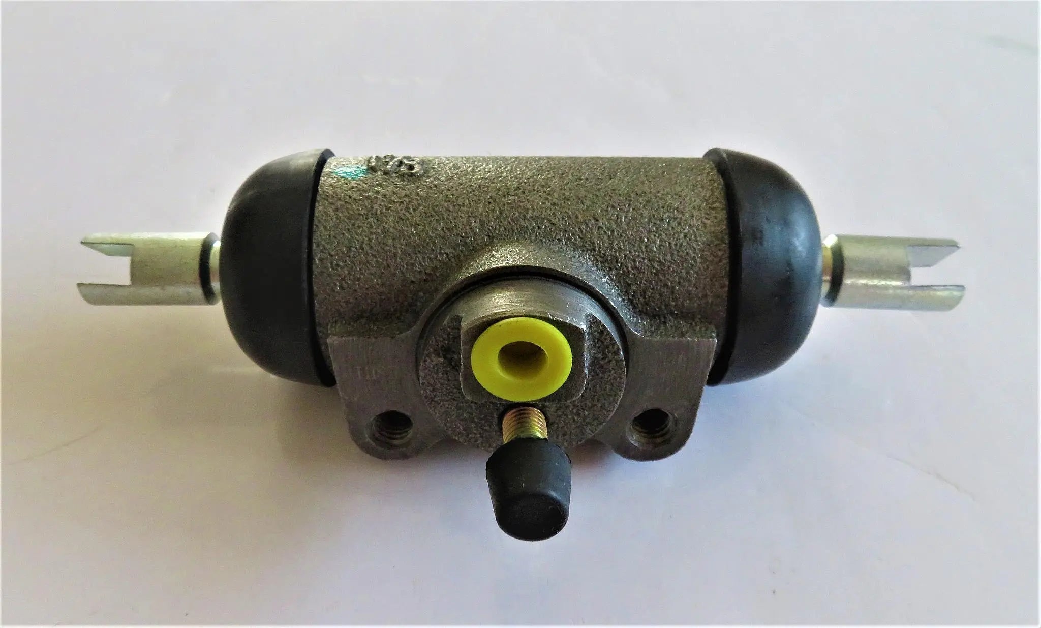 Brake Wheel Cylinder for TCM (20-25-3,3Z,7,13,18)
