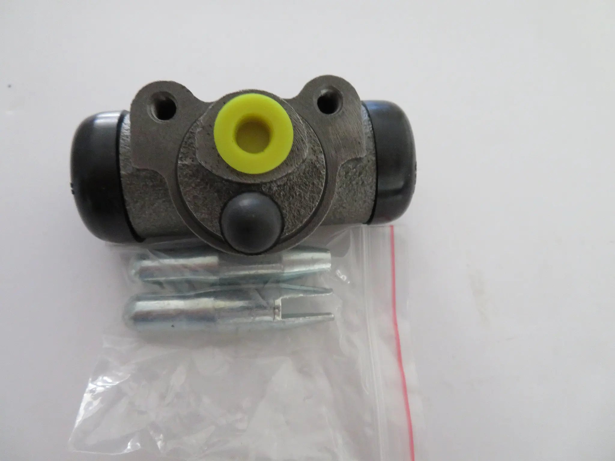 Wheel Cylinder for Toyota Forklift (7/8" Bore)