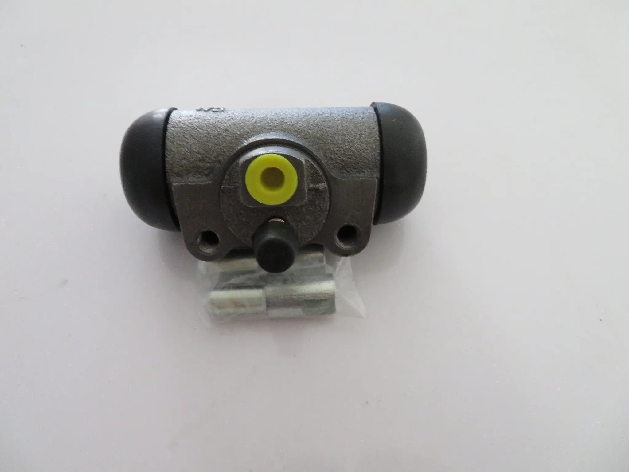 Wheel Cylinder for Toyota Forklift (1/8" Bore)